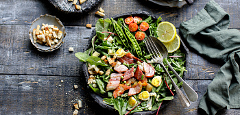 Чем заправить тёплый салат