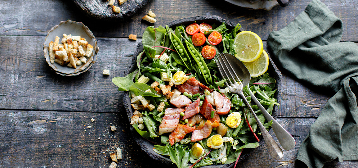 Чем заправить тёплый салат